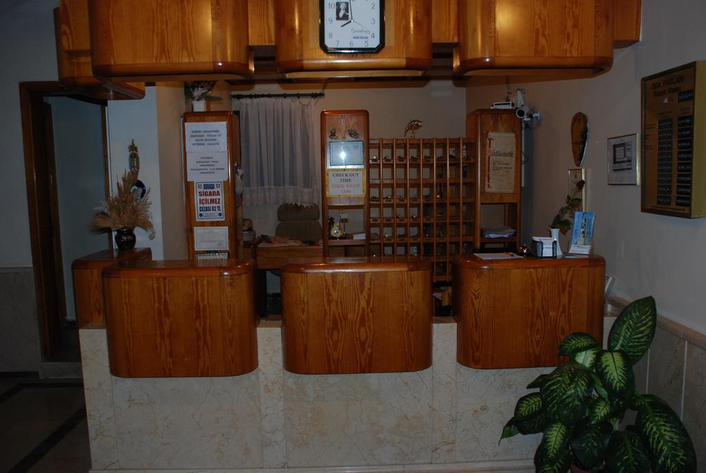 Kerman Hotel Çeşme Exteriör bild
