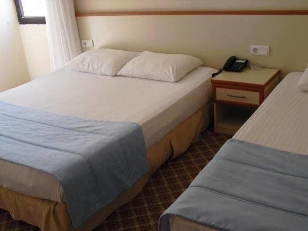 Kerman Hotel Çeşme Exteriör bild