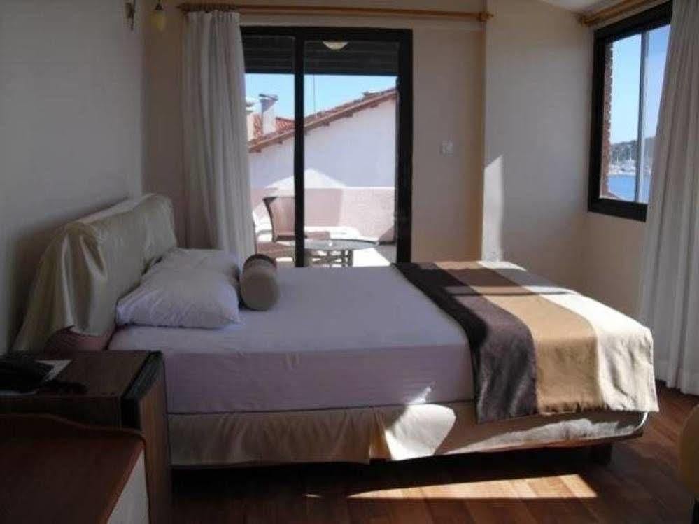 Kerman Hotel Çeşme Exteriör bild
