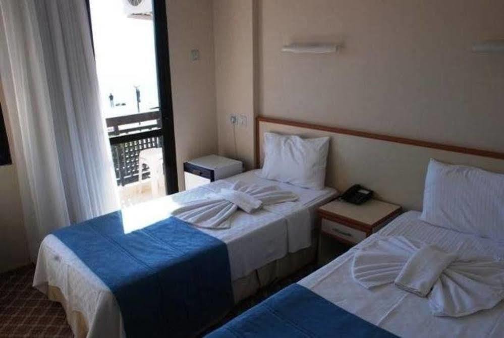 Kerman Hotel Çeşme Exteriör bild