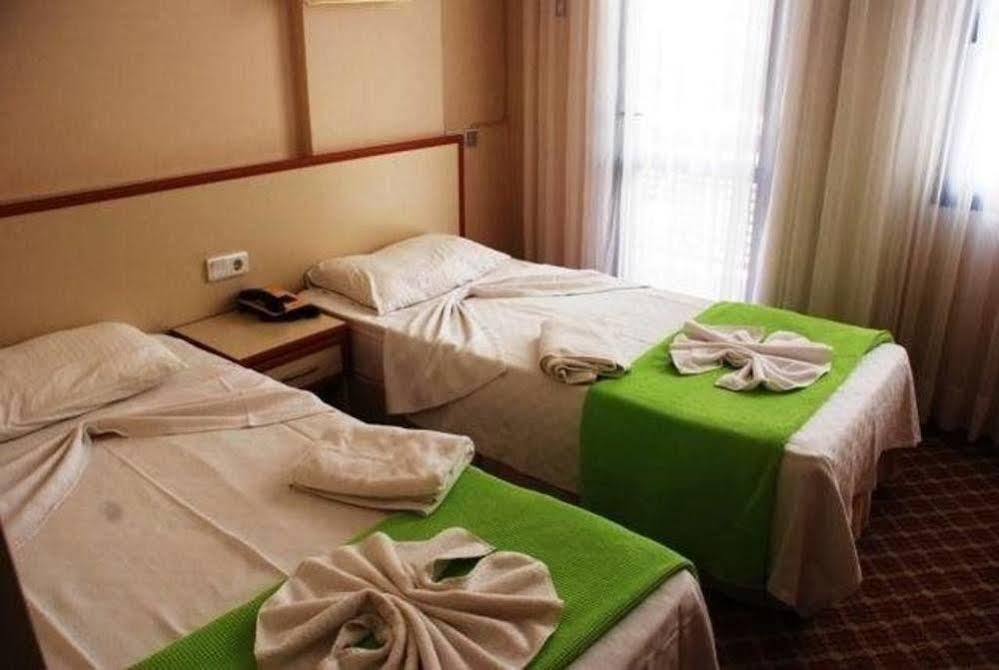 Kerman Hotel Çeşme Exteriör bild