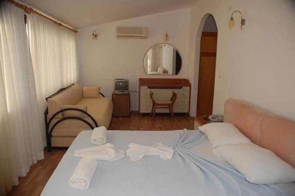 Kerman Hotel Çeşme Exteriör bild